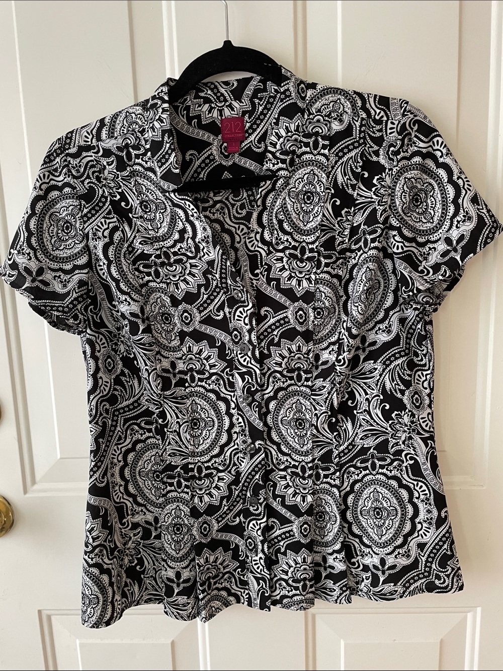 212 Collection Black and White Paisley Button-Down Blouse Size S
